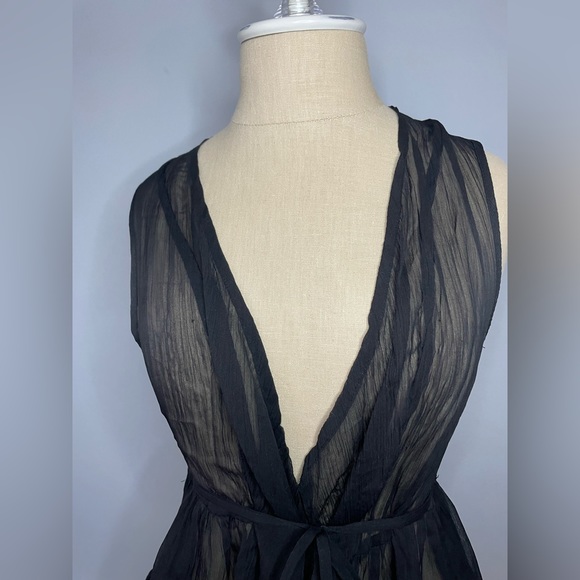 Women’s Band of Gypsies Black Lace Vest - Picture 6 of 8